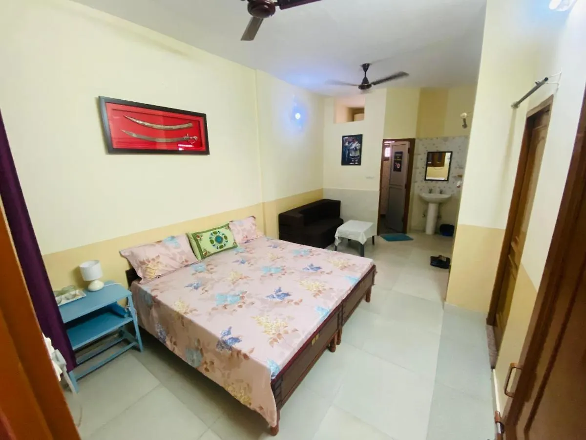 Negi Lodge Chandīgarh 0*,  Inde